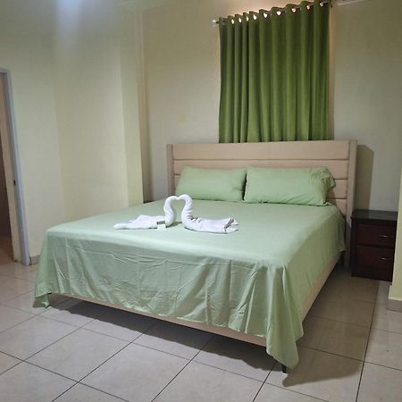 Hotel Enrique I Gazcue, Bed And Breakfast Santo Domingo Eksteriør billede