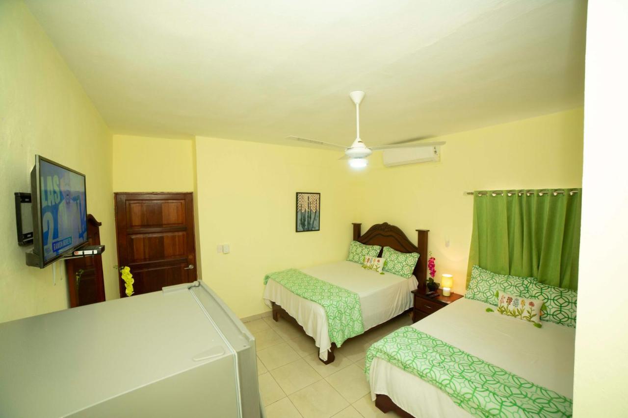 Hotel Enrique I Gazcue, Bed And Breakfast Santo Domingo Eksteriør billede
