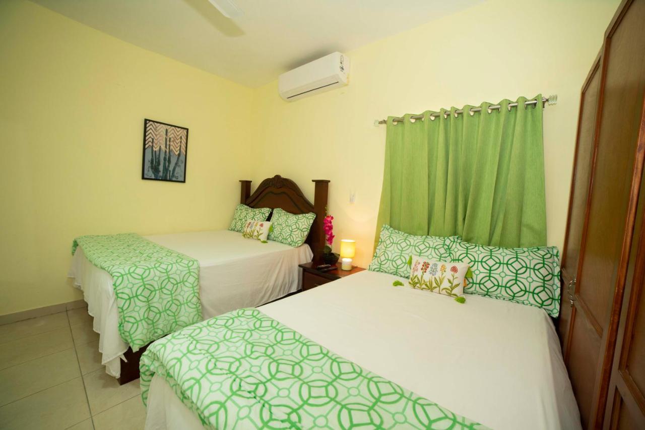 Hotel Enrique I Gazcue, Bed And Breakfast Santo Domingo Eksteriør billede