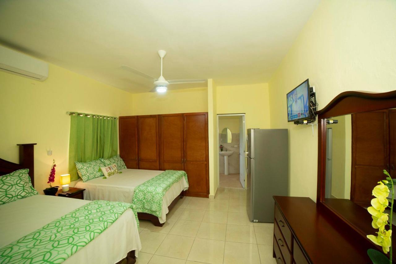 Hotel Enrique I Gazcue, Bed And Breakfast Santo Domingo Eksteriør billede
