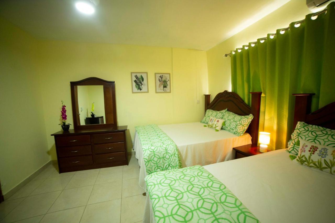Hotel Enrique I Gazcue, Bed And Breakfast Santo Domingo Eksteriør billede