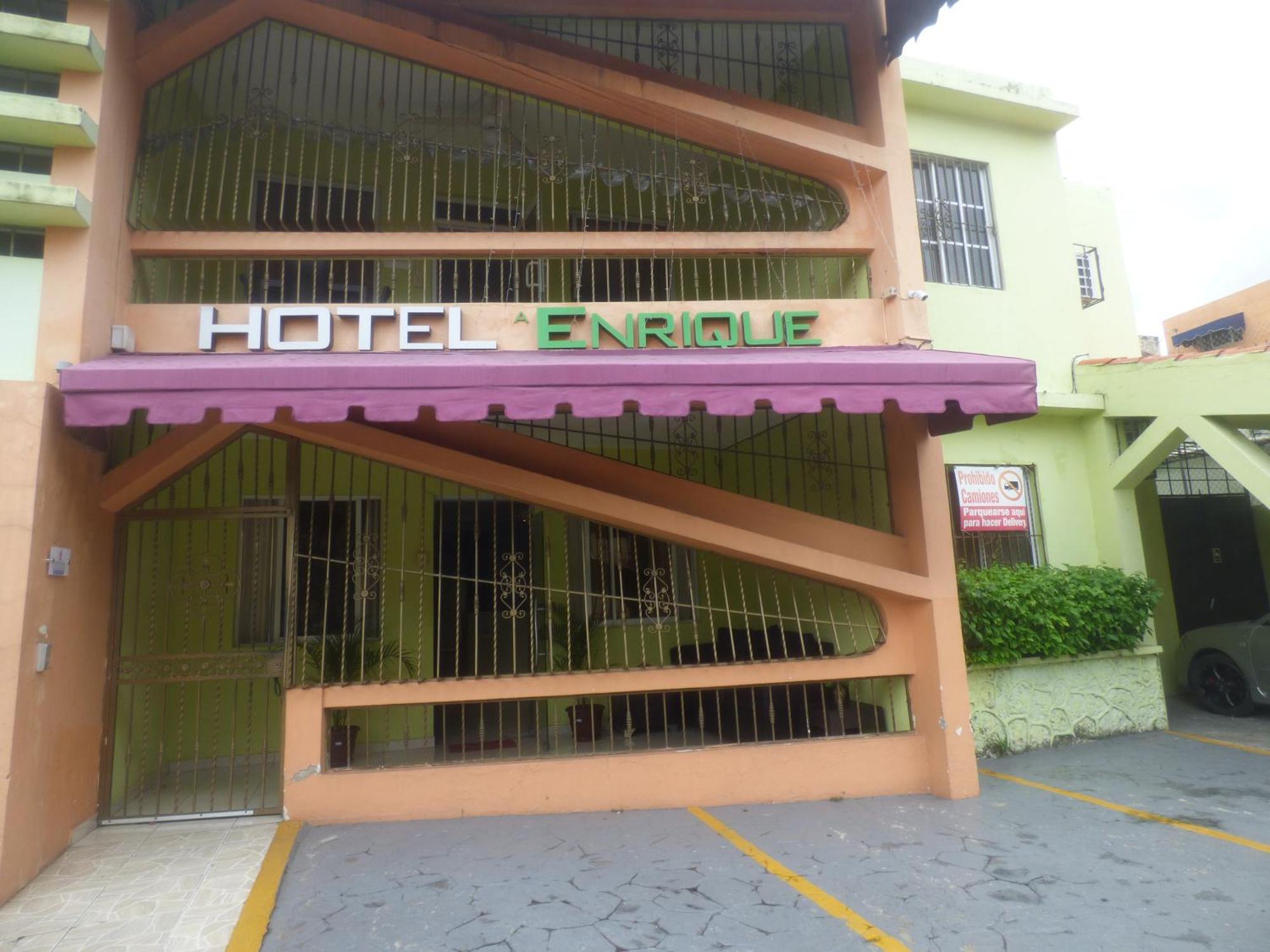 Hotel Enrique I Gazcue, Bed And Breakfast Santo Domingo Eksteriør billede