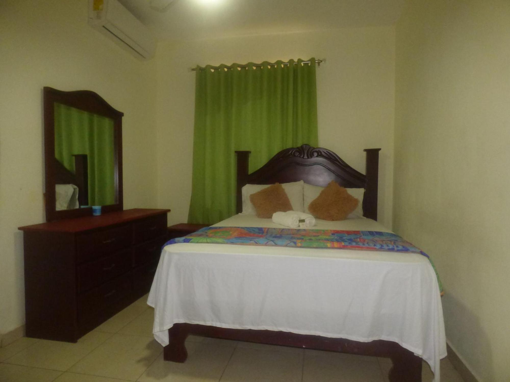 Hotel Enrique I Gazcue, Bed And Breakfast Santo Domingo Eksteriør billede